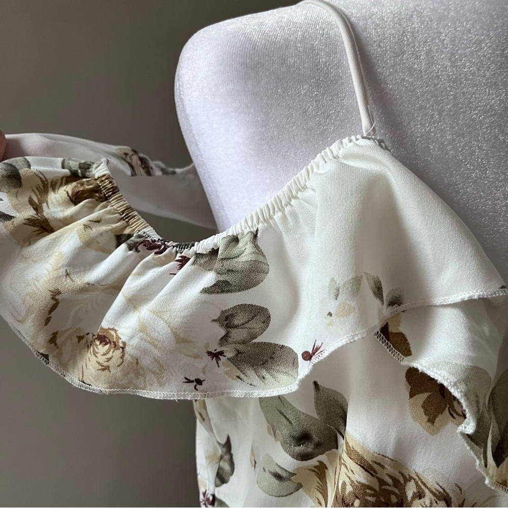 Boohoo Night Juanita cold shoulder floral frill midi skater dress - Picture 8 of 16